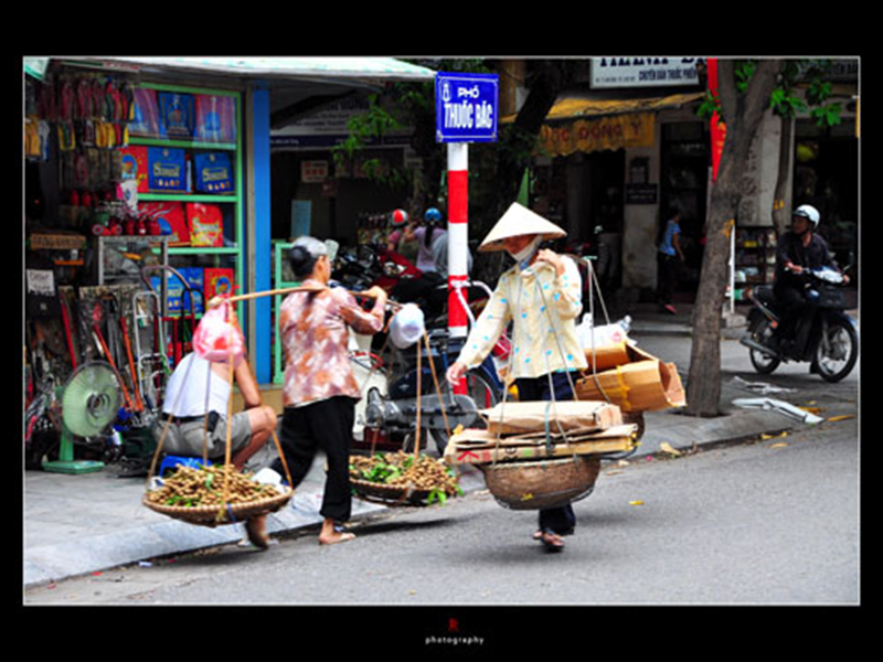 Tiếng rao trưa Hà Nội